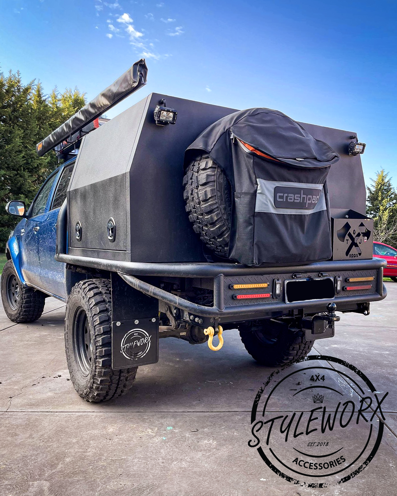 Styleworx Hilux n70 raised towbar bracket