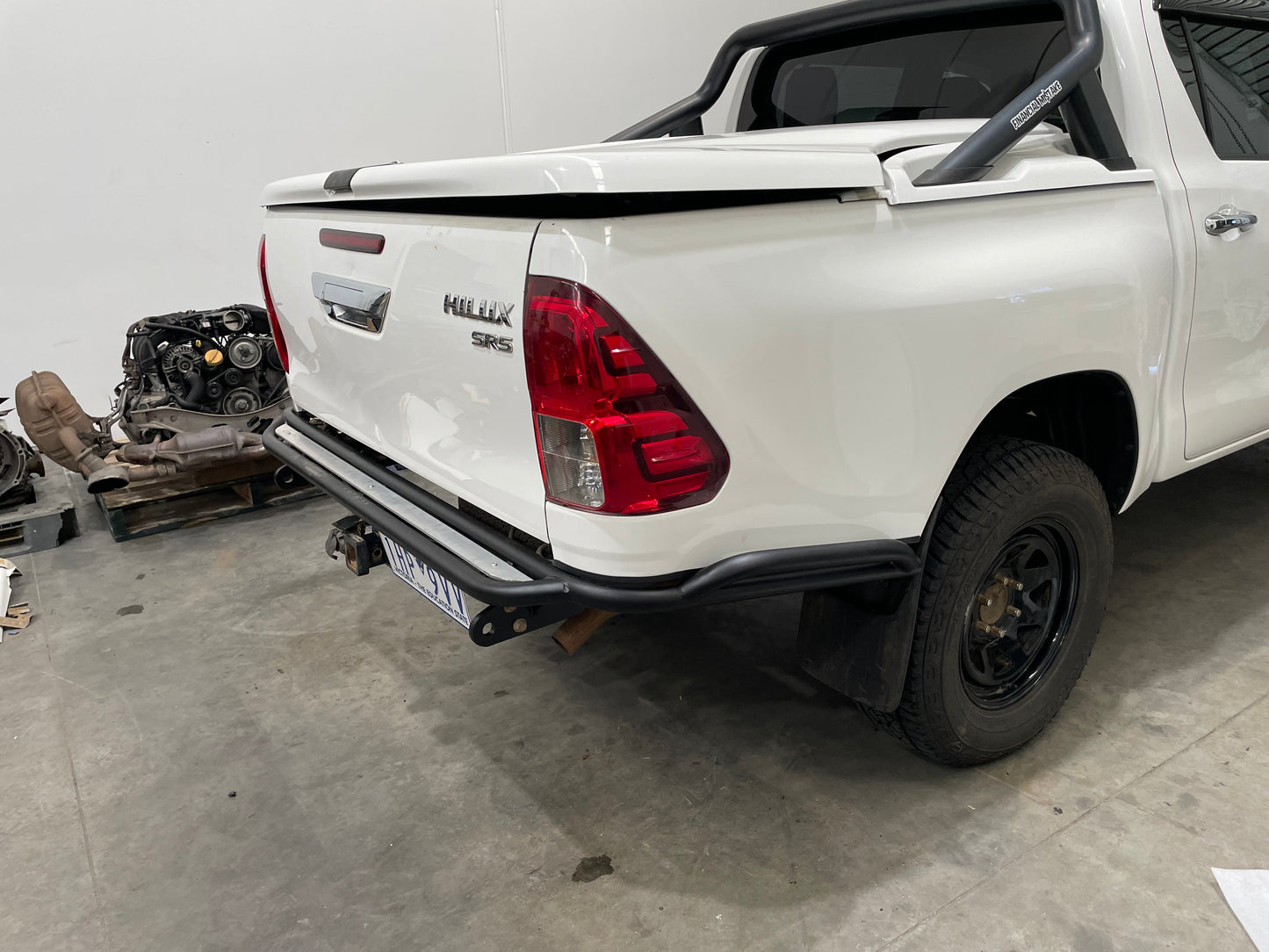 Styleworx N80 hilux tube tub chop rear bar