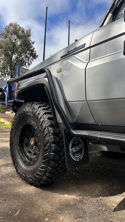 79 series offset Mudflap