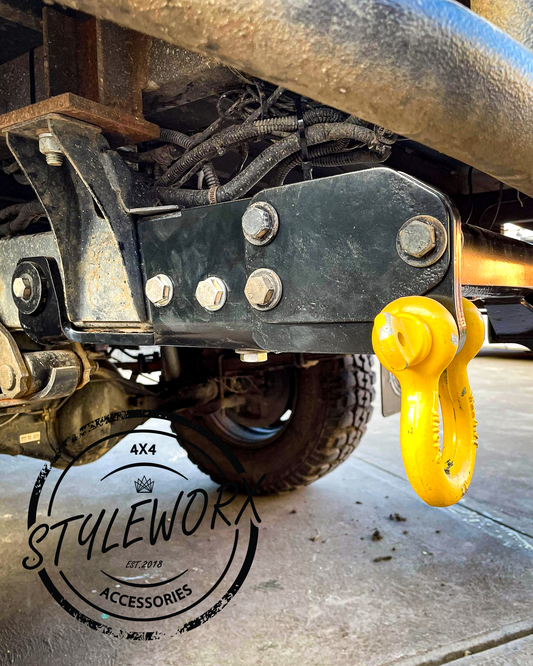 Styleworx Hilux n70 raised towbar bracket