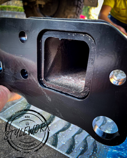 Styleworx Hilux n70 raised towbar bracket